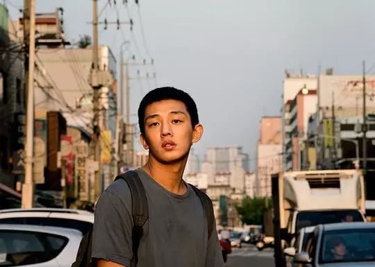 超越舞台界限，李永贵演员之路的励志篇章