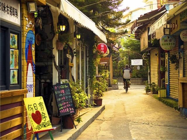 小巷深处的独特小店
